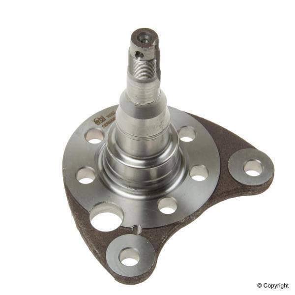 Rear Right Stub Axle (B4)